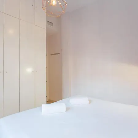 2 Bedrooms 1 Bathroom Furnished - Santa Cruz - Alfalfa - Duplex - Mintystay Apartamento Sevilla